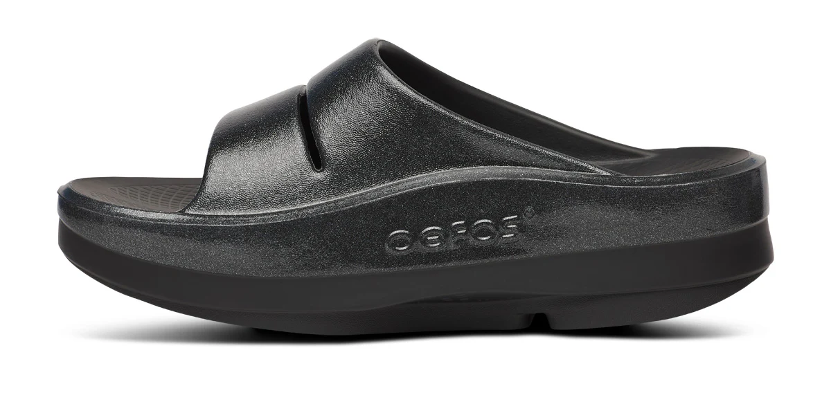 Women's OOmega OOahh Stacked Sandal - Black Sparkle - Image 4