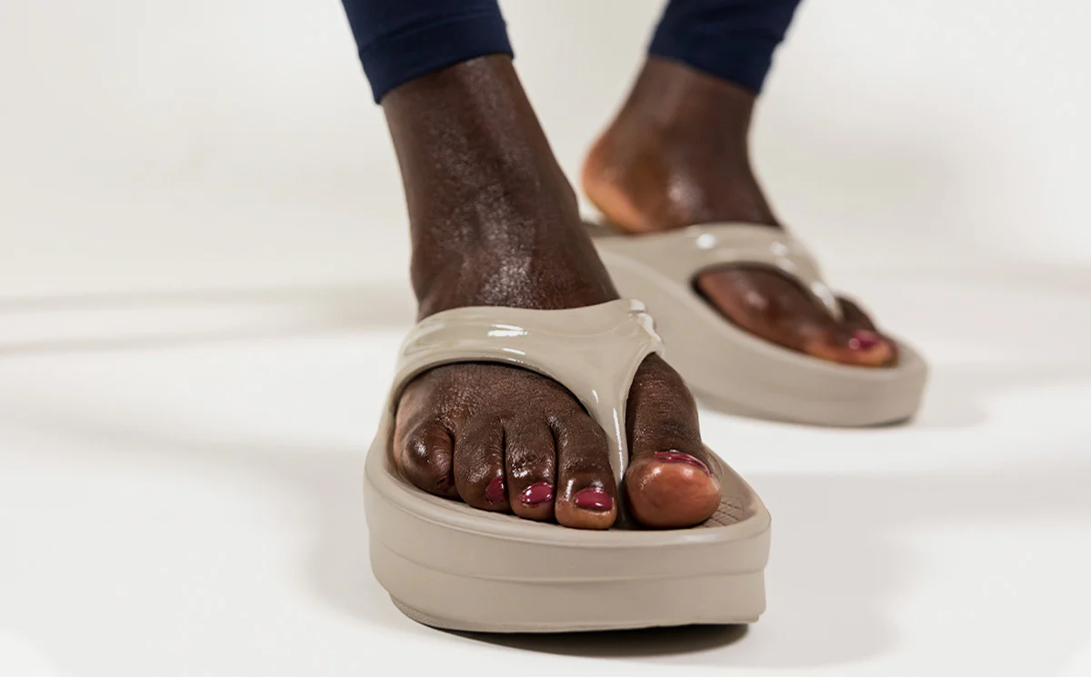 Women's OOmega OOlala Sandal - Nomad - Image 10